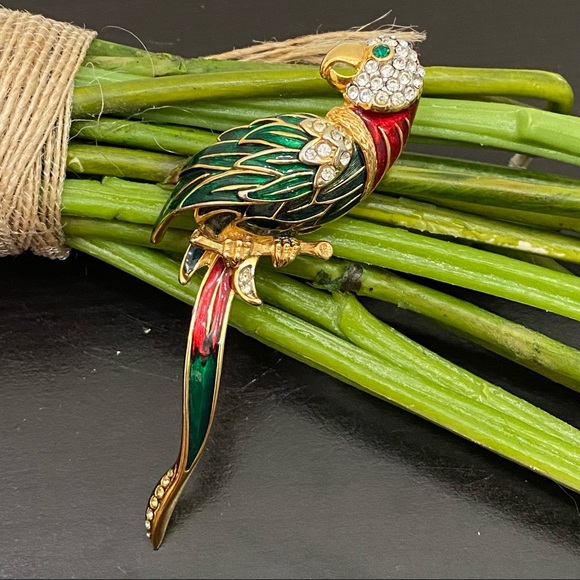 Vintage Unsigned Enamel Parrot Bird Brooch NOS - Picture 3 of 13